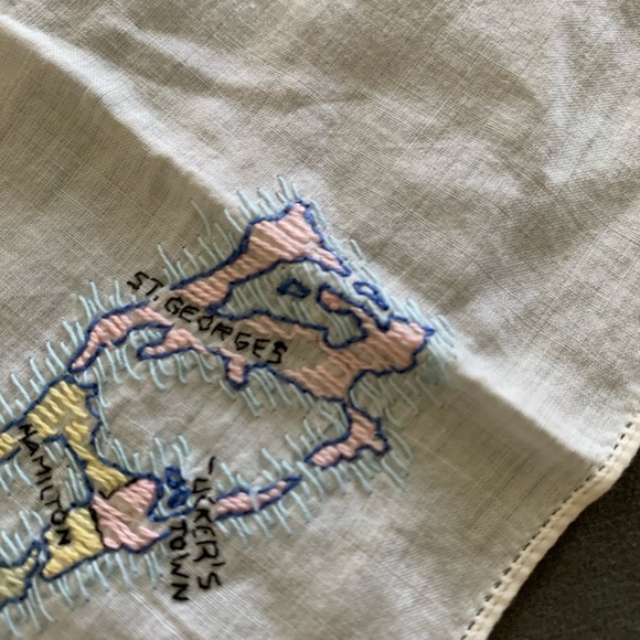 Vintage Bermuda handkerchief - Picture 5 of 7